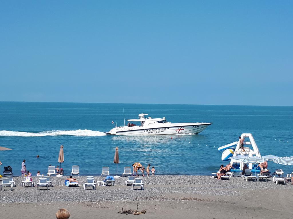 Отель Kobuleti Lalima House Экстерьер фото