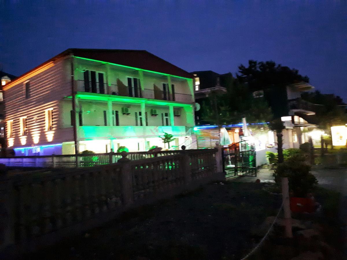 Отель Kobuleti Lalima House Экстерьер фото